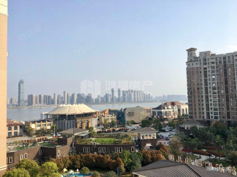 一品景观低密度花园联泰香域滨江