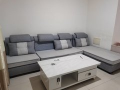 安丘安丘城区商场路人民医院附近！领世新城！110平三室朝阳！有车位！出租房源真实图片