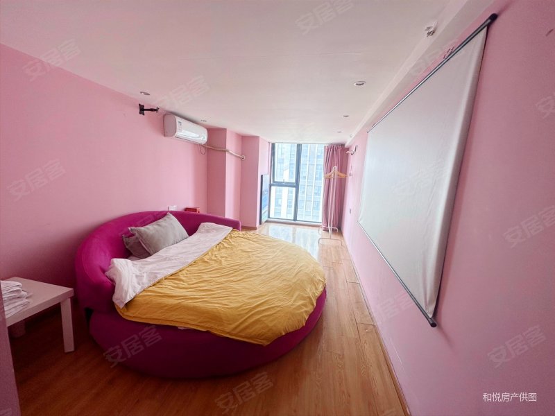 地铁口仙林湖万达茂公寓