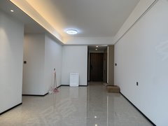 广州黄埔香雪保利罗兰4期3房2厅2卫出租房源真实图片