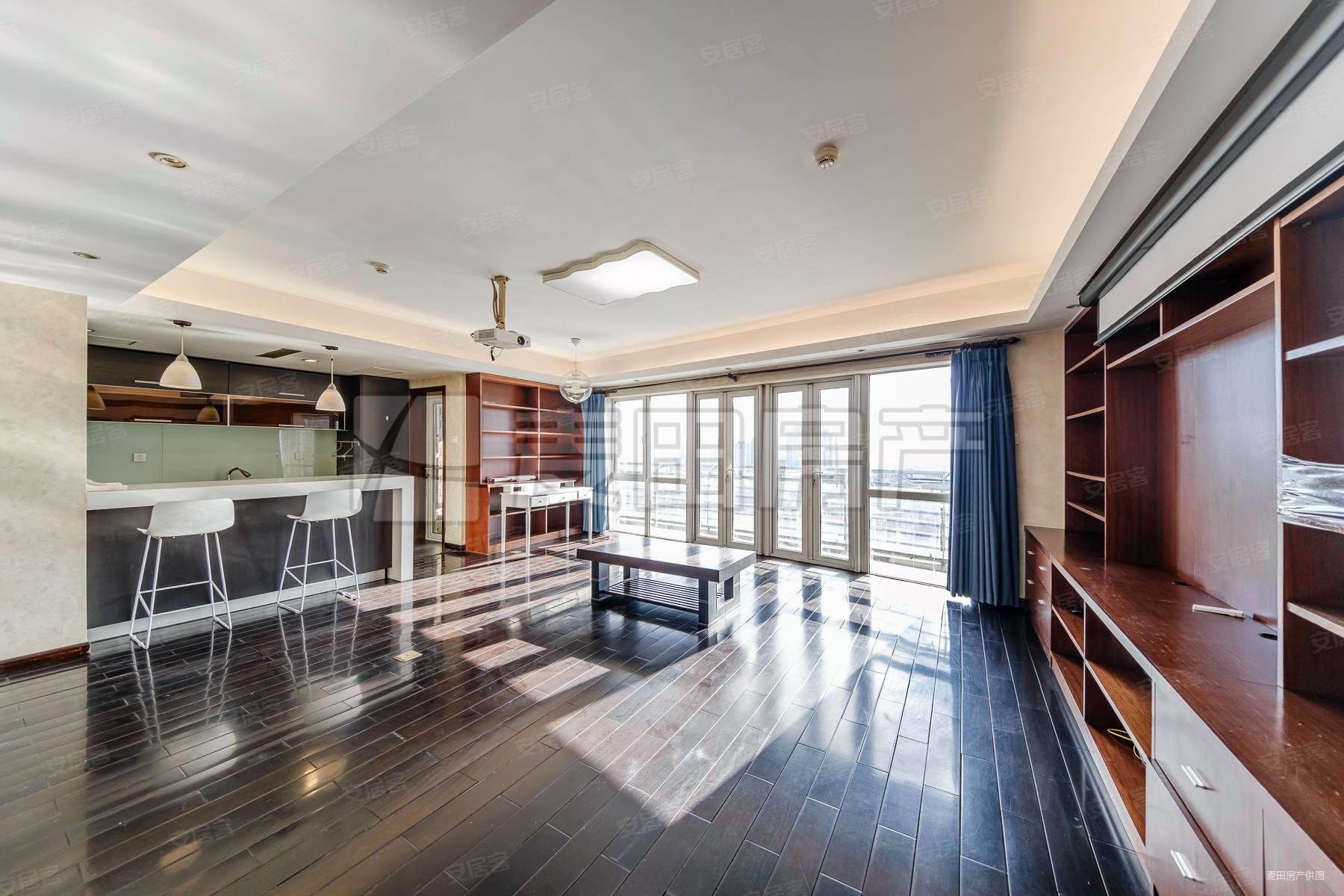 阳光上东2室1厅2卫120.18㎡南868万