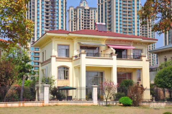 恒大金碧天下红莲湖邸 光谷东 华中师范附属中