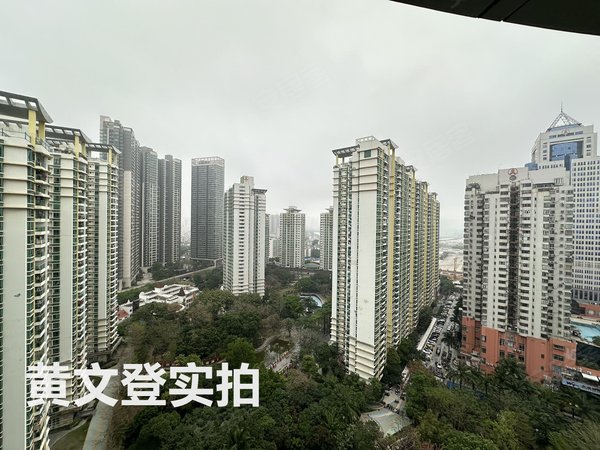 皇御苑(三期) 2室2厅1卫 精装修 78平 配套齐全,福田租房-深圳58安居