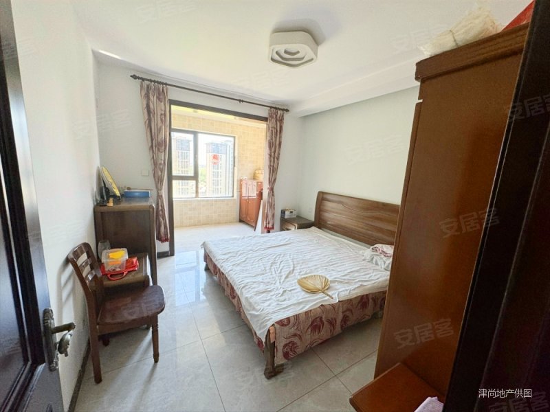 社会山南苑93平129万,精装随时看