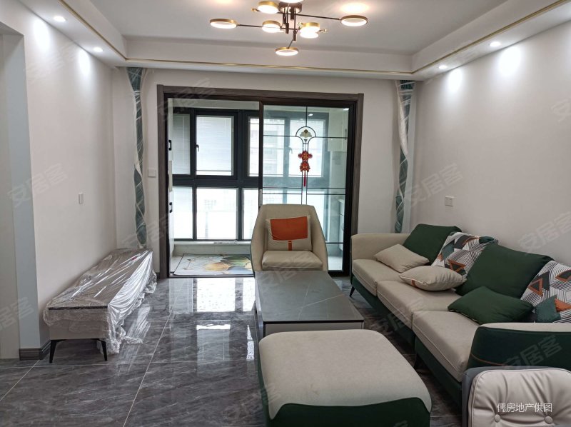 新上万象新海苑精装三室送车位诚意出售