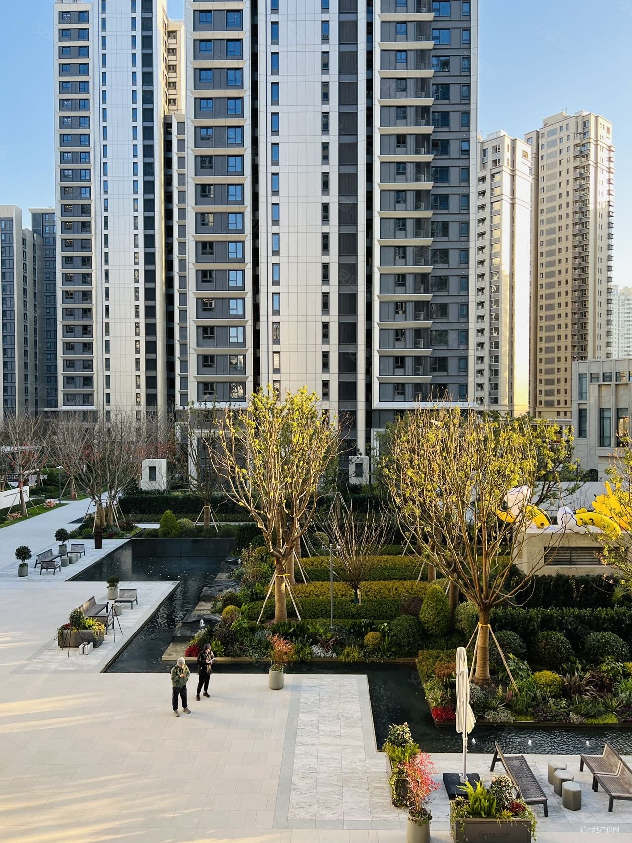 招商外滩玺3室2厅2卫178.29㎡南北1900万