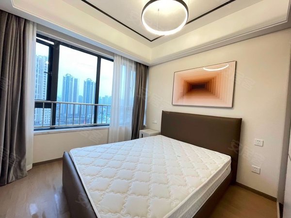 成都成华槐树店鲁能城三期鲁能天悦名邸,7号线槐树店地铁口,精装套3
