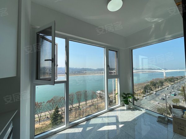 【多图】江畔大地,伍家岗周边租房,江畔大地 天域水岸 精装小三居