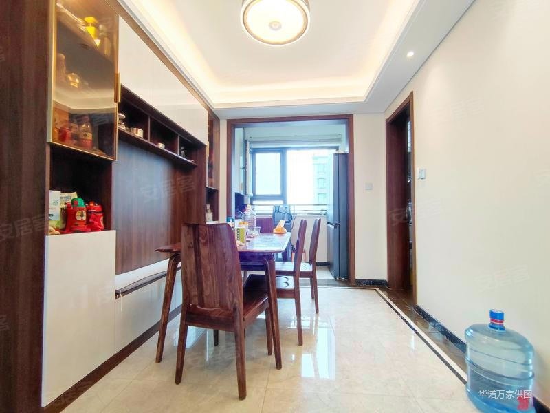 营东三室 精装修 电梯入户小高层,经十路 出行方便,旭辉银盛泰瑞锦台