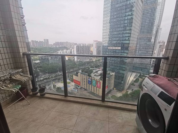 万象城,南宁豪宅,华润幸福里豪华一房一厅保养好出租房源真实图片