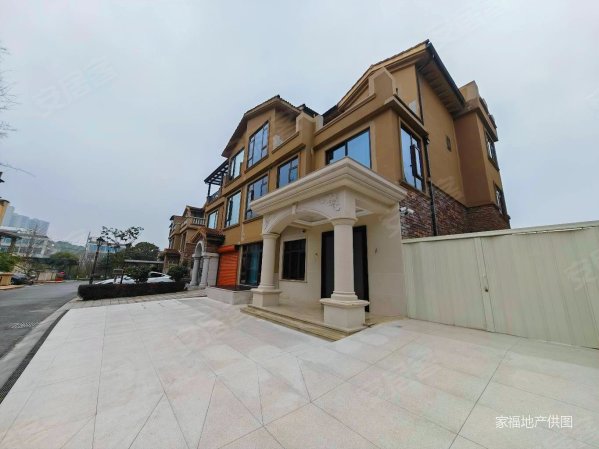 梅溪湖振业城 联排边户 送全明地下室,振业城(别墅)二手房,800万,5室2