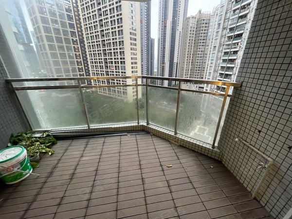 利雅湾东南向全新装修四房配置齐全安静望花园真实在租,天河租房-广州