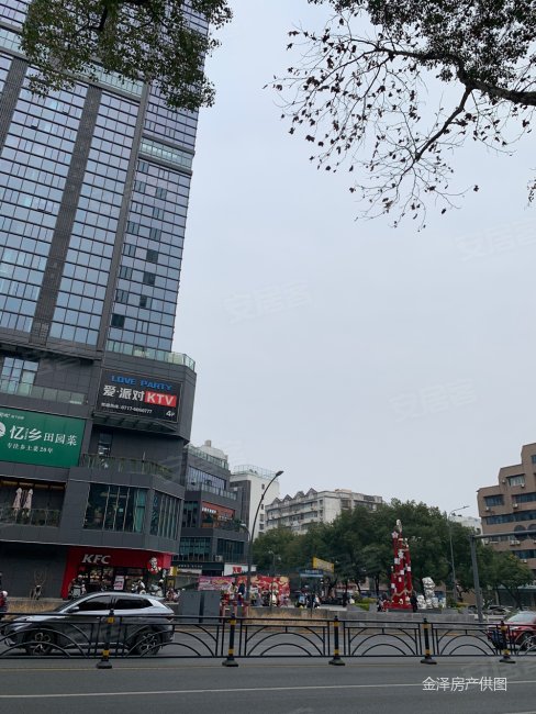 胜利四路  城昌怡园 星光天地84平 2房 低层 适合老人