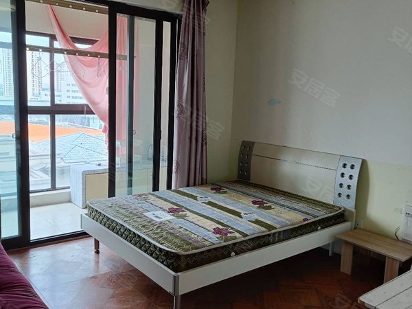 主卧合租,个人芜中芥费江南理想朝南大单间带阳台出租,玉山租房-昆山
