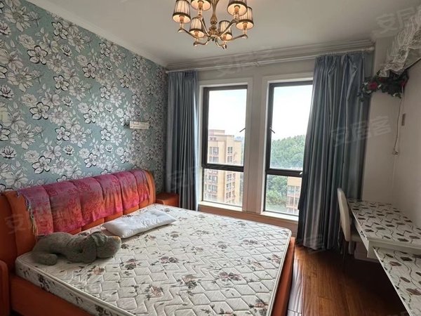 长兴雉城街道九汇城画溪花园画溪花园精装电梯房 三室两厅一卫 居家