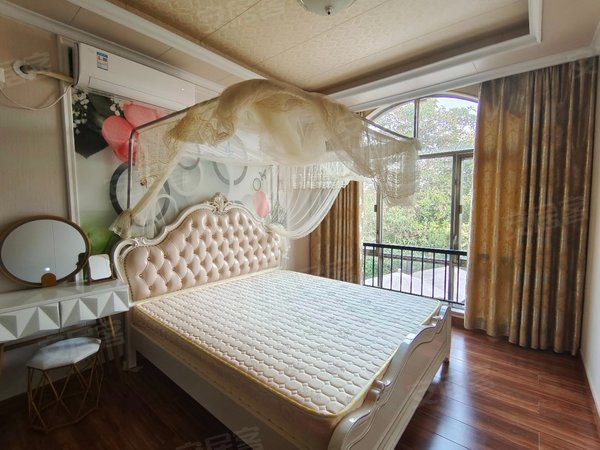 广州花都山前大道碧桂园棕榈岛碧桂园棕榈岛 7室4厅5卫 南北通透 413