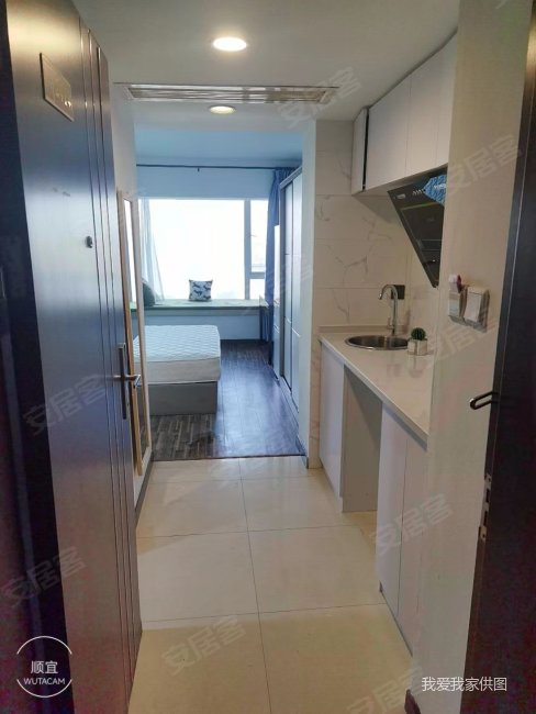 万源晶典公寓精装可拎包入住高楼层采光充足近医院