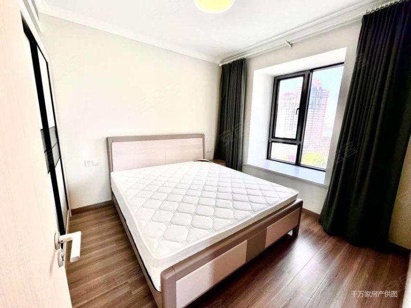 中间楼层采光好 电梯房 满五 医疗配套成熟 临地铁 朝南,东晶国际公寓