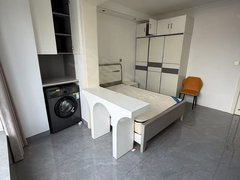 贵阳白云白云公园可短租拎包入住积水潭医院趣玩
中心欢乐世界旁精装修押一付一出租房源真实图片