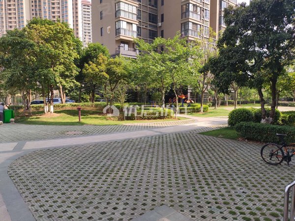 【多图】凤岭名筑,凤岭北租房,凤岭名筑 3室2厅2卫 精装修 电梯房