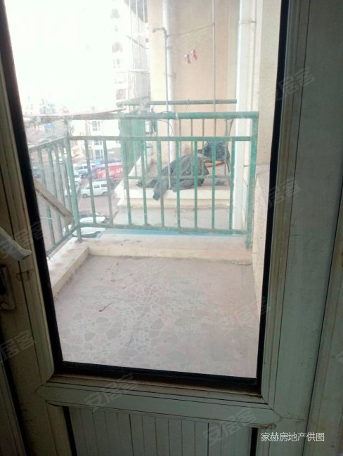 金润小区b区中间楼层南北透厅前后两个大阳台