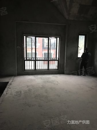 保利紫山三期别墅 大面积商品房的单价买别墅