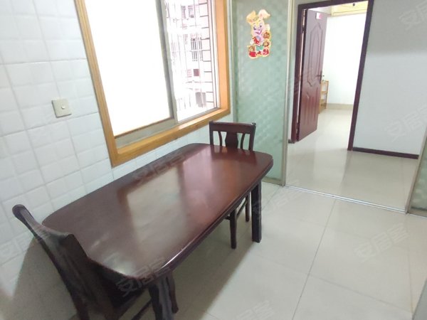 重庆渝北加州红锦公寓近3号线6号线轻轨站 新光天地 重庆六一未来医院