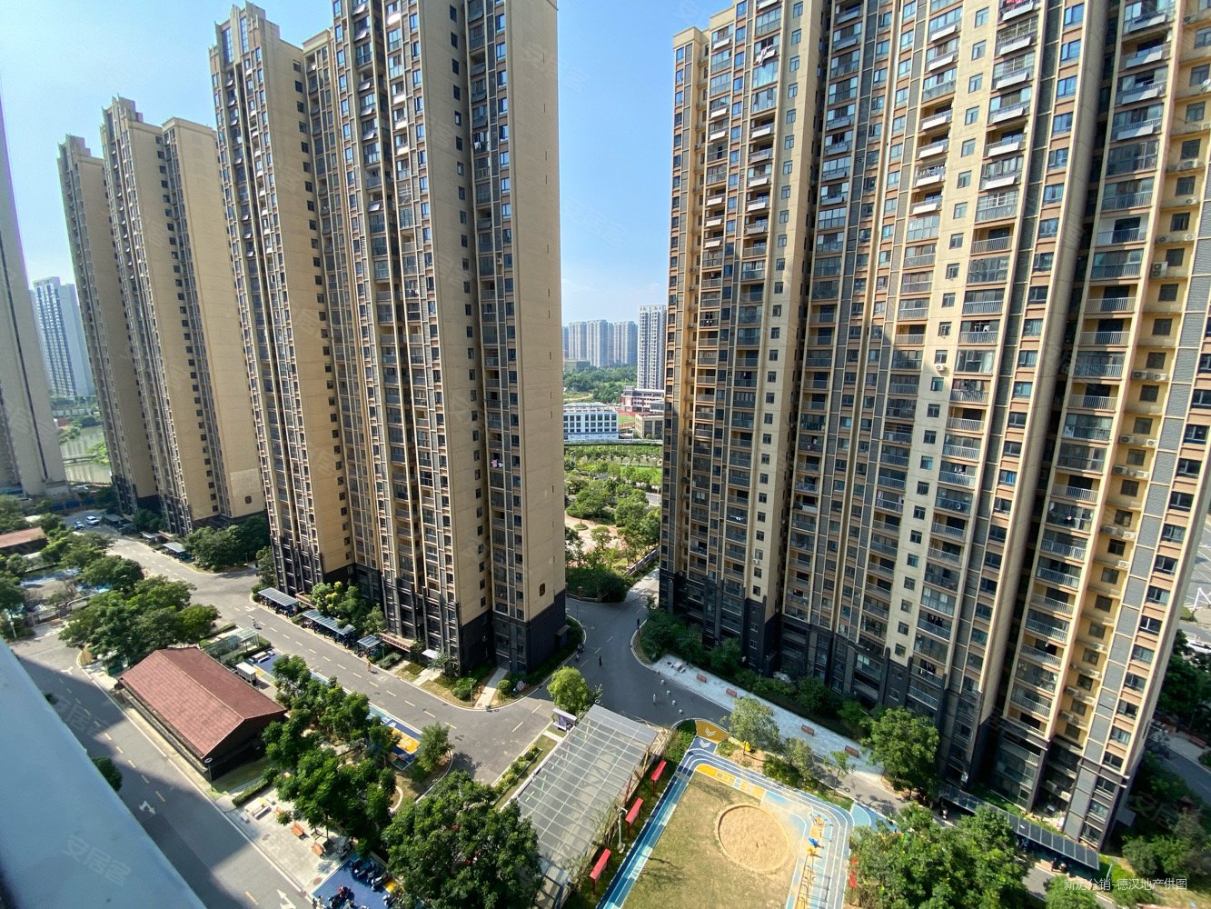 武汉房产网>武汉二手房>洪山二手房>光谷东二手房>智苑小区>