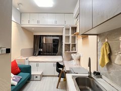 五号线地铁口 高途七院旁 万锦城公寓精装修一居室 拎包入住