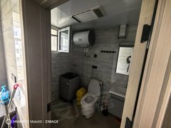 辽源龙山龙山城区大润发对面多层4楼两室一厅一厨一卫随时都可以可月租出租房源真实图片