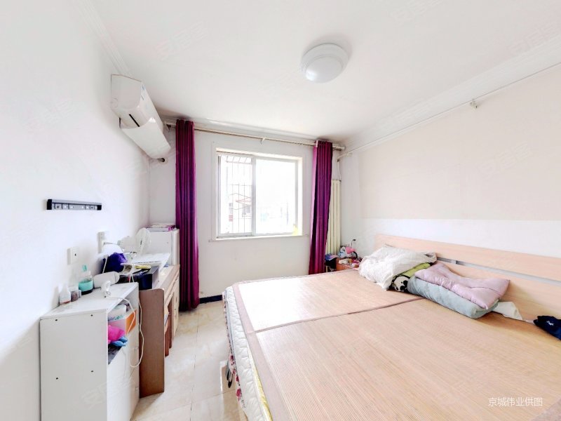 晓月苑二里南北通透两居室 着急出售随时看房 可谈