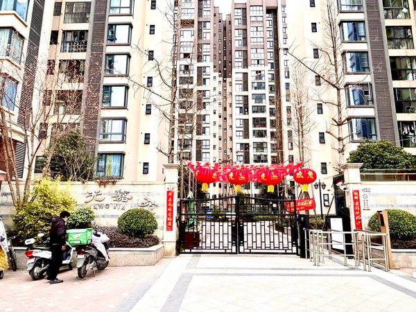 成都青羊金沙馨光嘉苑可短租 成都西站 青羊万达 青羊区工业园 馨光