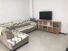 呼伦贝尔海拉尔河西古城附近两室一厅拎包入住2000押一付一出租房源真实图片