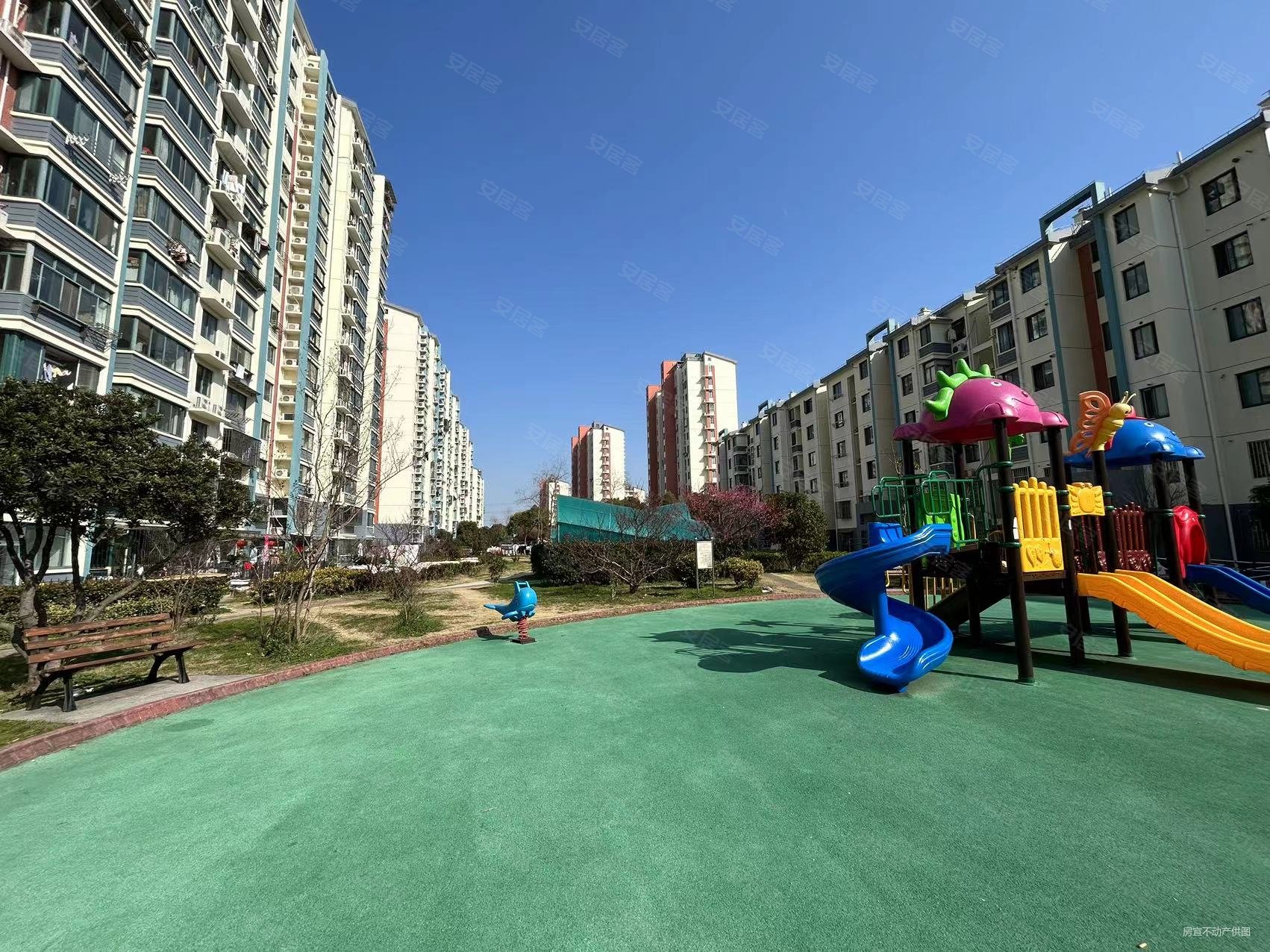 川杨新苑(四期)1室2厅1卫57.16㎡南北305万