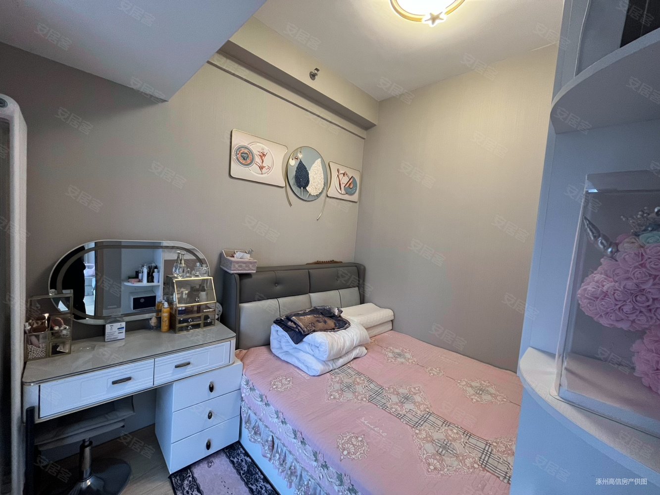 万科城际之光2室2厅1卫61.5㎡南北35万