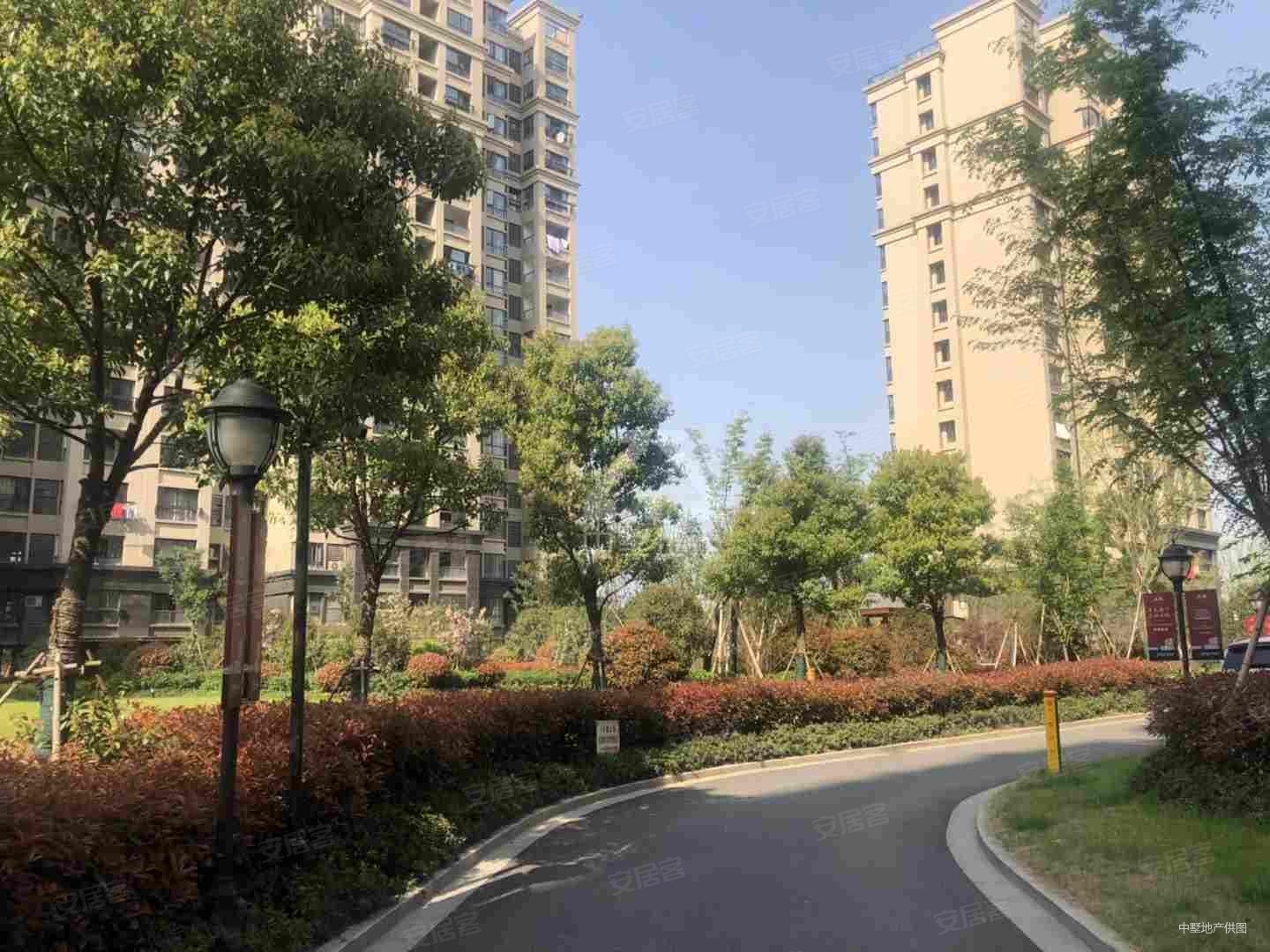 三潭音悦和园3室2厅2卫109.1㎡南北109.8万