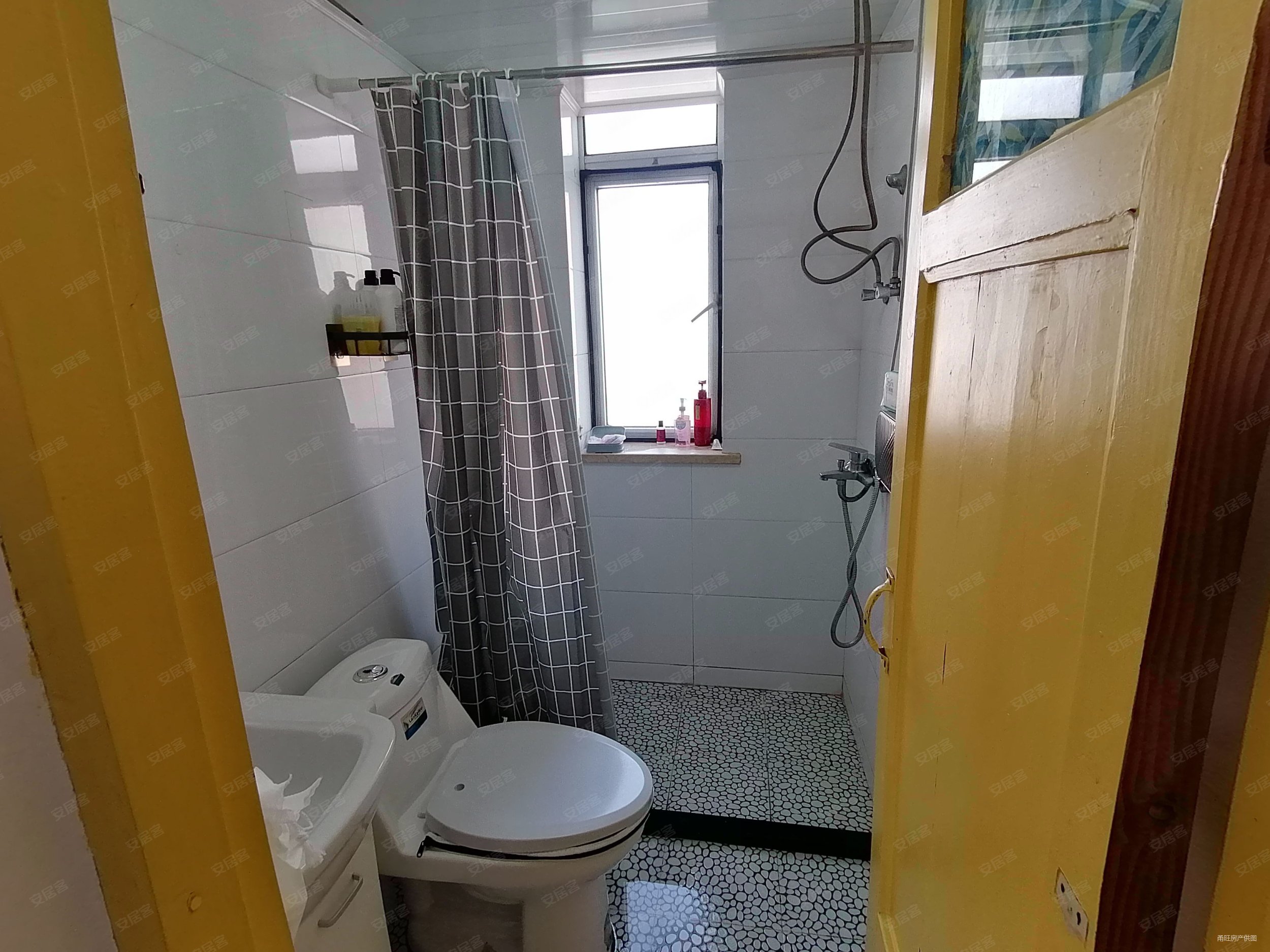 翠柏西巷 地铁口一梯二户 二房朝南102万,双东坊社区(翠柏西巷)二手房