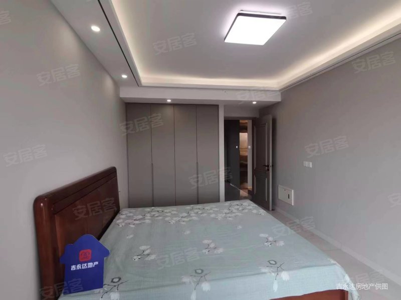 首创禧悦府三居精装9层南北通透看房方便