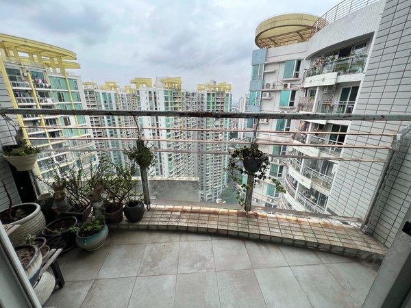 广州海珠滨江中中海名都中海名都 精装两房 很新 家私电器齐全 随时可