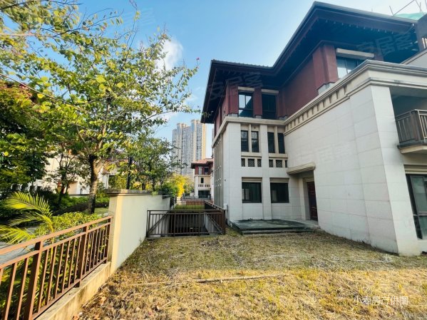 阳光城翡丽湾  端头独栋别墅!大草地300多平方 急售!