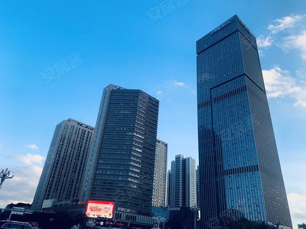 昆明盘龙北辰财富中心欣都龙城欣都龙城 3室2厅1卫 精装修 122平 电梯