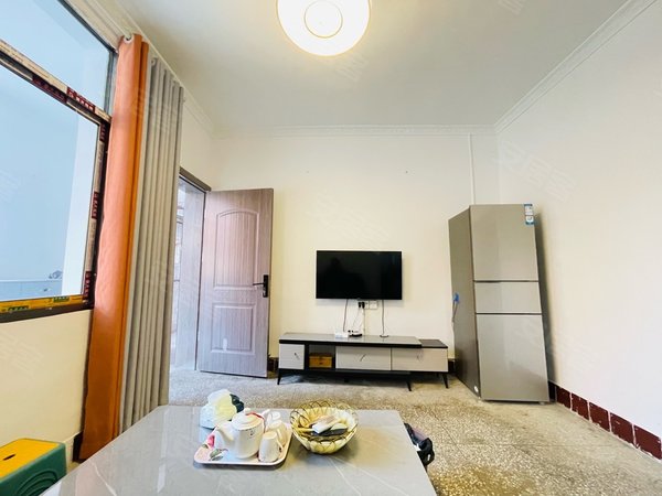 【多图】轴承大厦,潼南城区租房,接龙桥梓潼中学旁 精装二室 房间干净