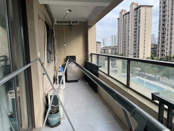 南通崇川观音山国城璟府步行大润发国城璟府单间独卫拎包入住随时看房出租房源真实图片