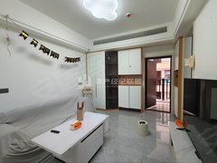 澧县财富广场市中心万达广场 步行街 二室一厅一卫 家具家电齐全出租房源真实图片