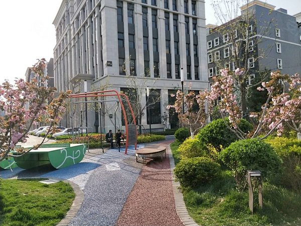 青岛城阳流亭富力总部基地富力总部基地 1室 精装修 42平 电梯房出租