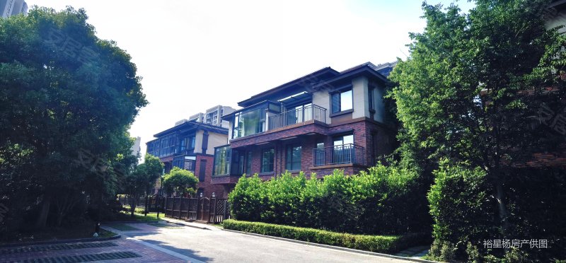 苏州房产网>苏州二手房>吴中二手房>郭巷二手房>华润金悦湾(别墅)>800