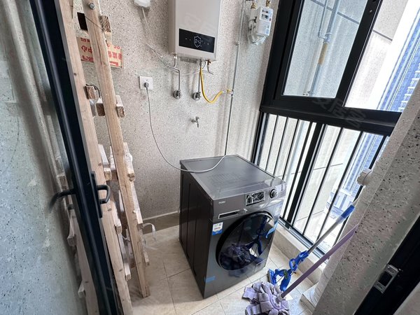广州天河珠江新城中冼村回迁房好房推荐 冼村4房 精装修 南北户型 带双主套 通风采光好出租房源真实图片