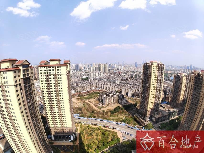 碧鸡名城(1期) 商业配套齐全 楼龄新 停车方便 近医院
