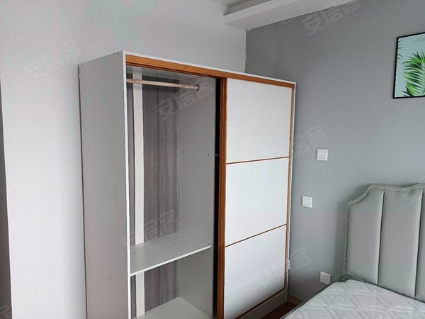 上海嘉定马陆南翔秀城乐惠苑南翔秀城乐惠苑 精装修两房 押一付一
