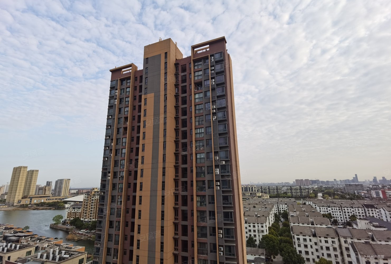 4平方米,保利天樾人家二手房,180万,3室2厅,2卫,112.4平米-苏州安居客